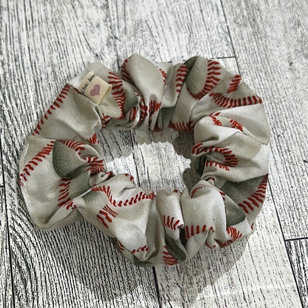 Chic Jem White and Red Baseball Stitch Hair Scrunchie